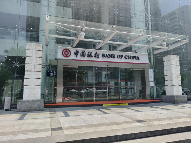 款客服电话关机公司楼层货梯通道已被封凯发K8迷失的永坤黄金：投资者无法提(图3)